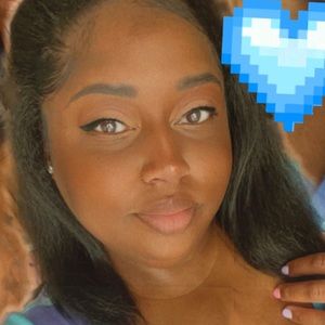 Meet your Posher, Keyana